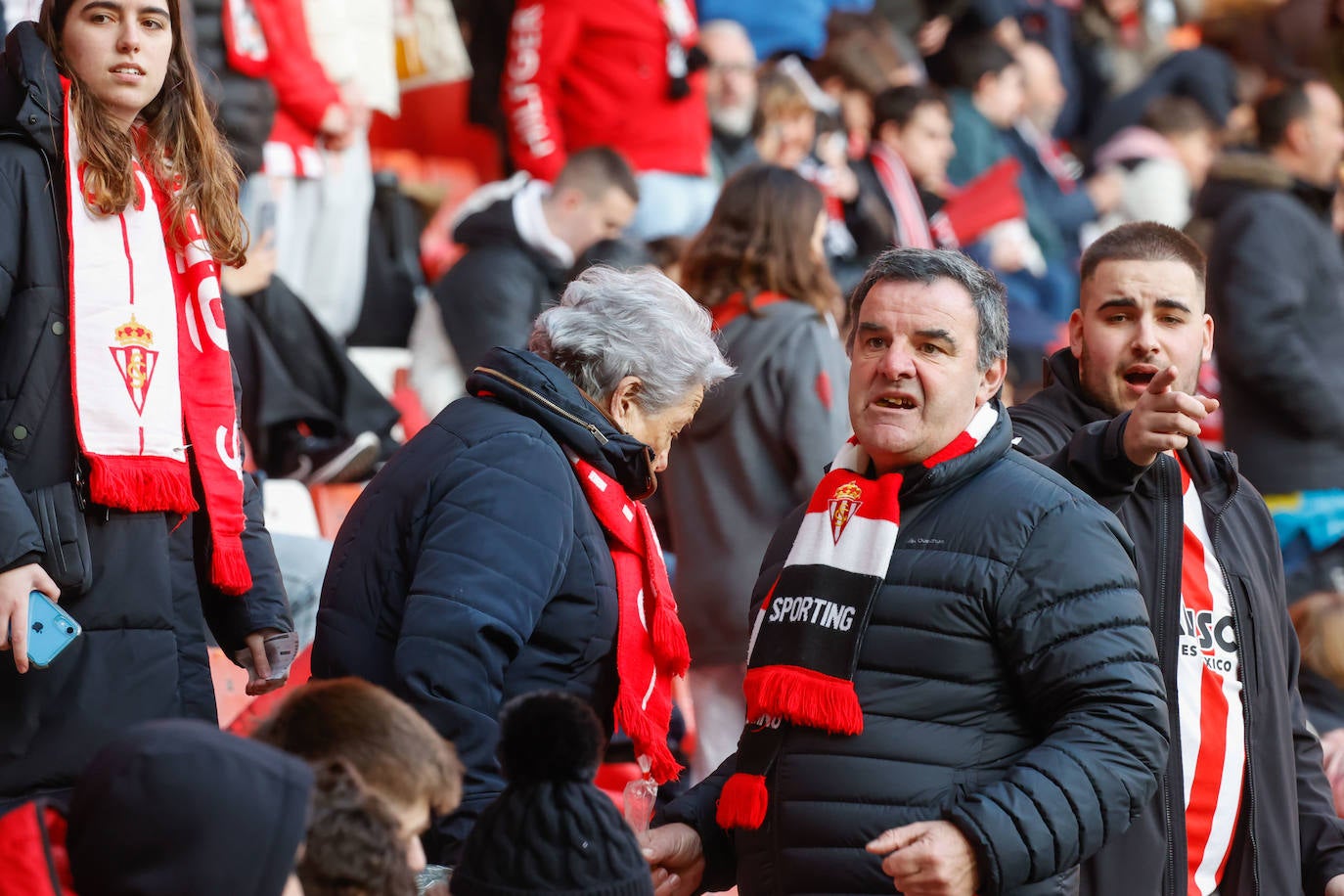 ¿Estuviste en el Sporting - Real Oviedo? ¡Búscate!