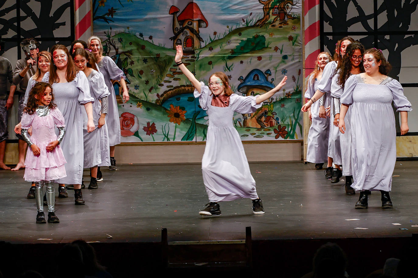 Las charangas llenan el Teatro Jovellanos por segundo día