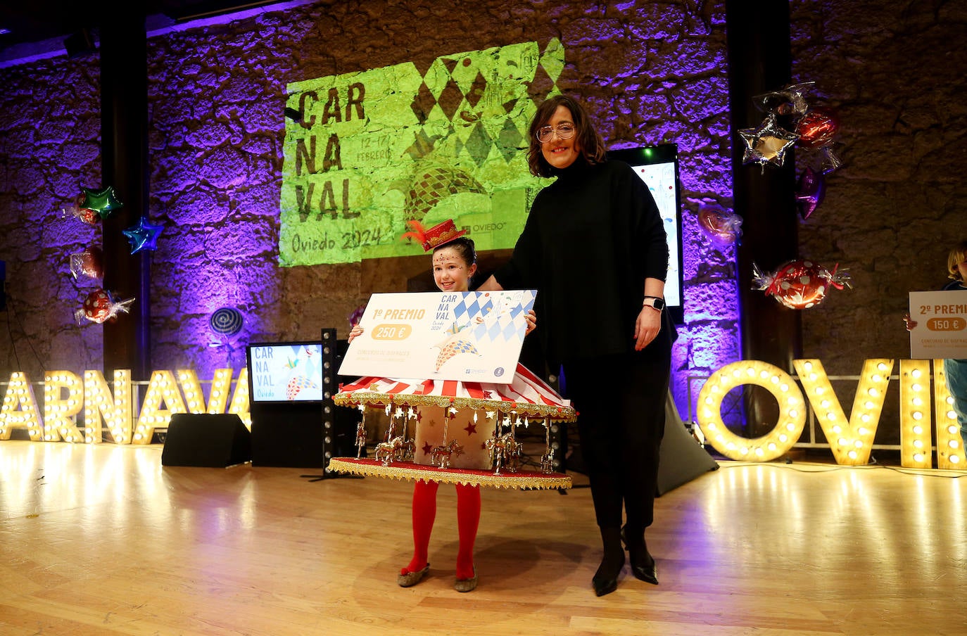 Diversión y color en el concurso de disfraces infantil de Oviedo