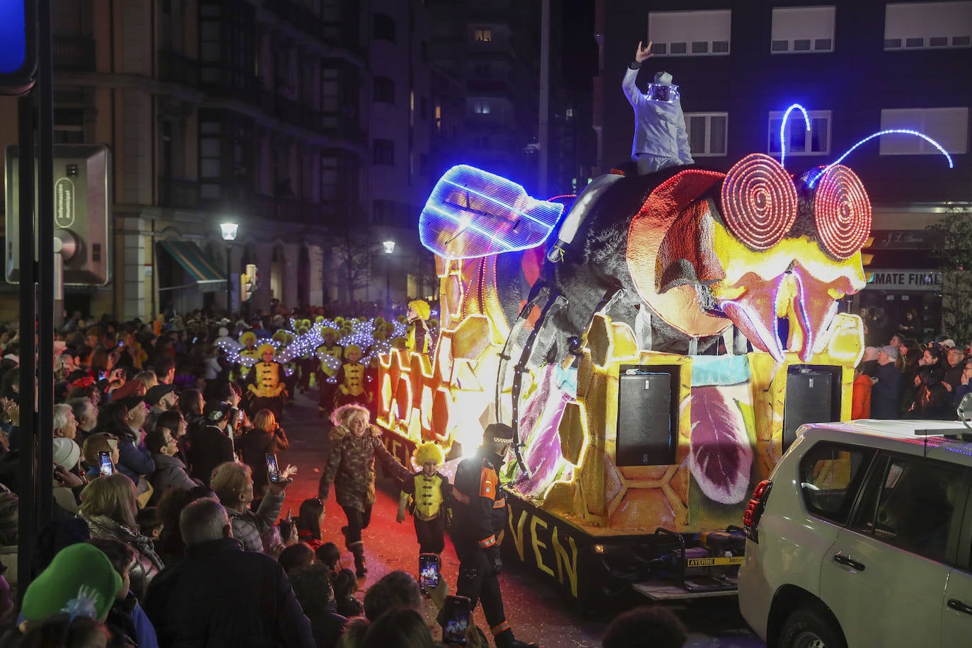 Así fue el desfile de carnaval de Gijón: una multitud y despliegue de originalidad