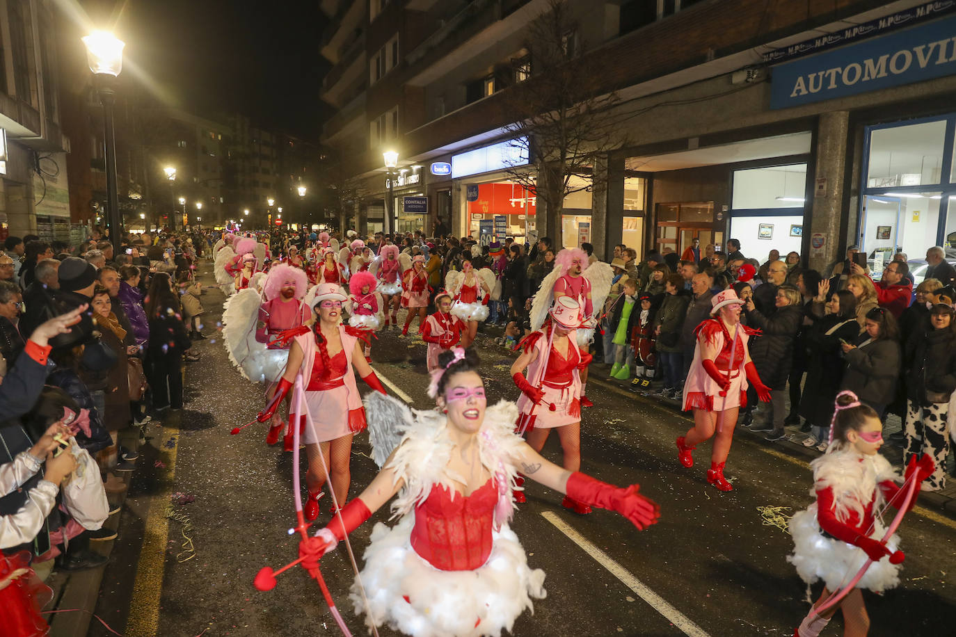 Así fue el desfile de carnaval de Gijón: una multitud y despliegue de originalidad