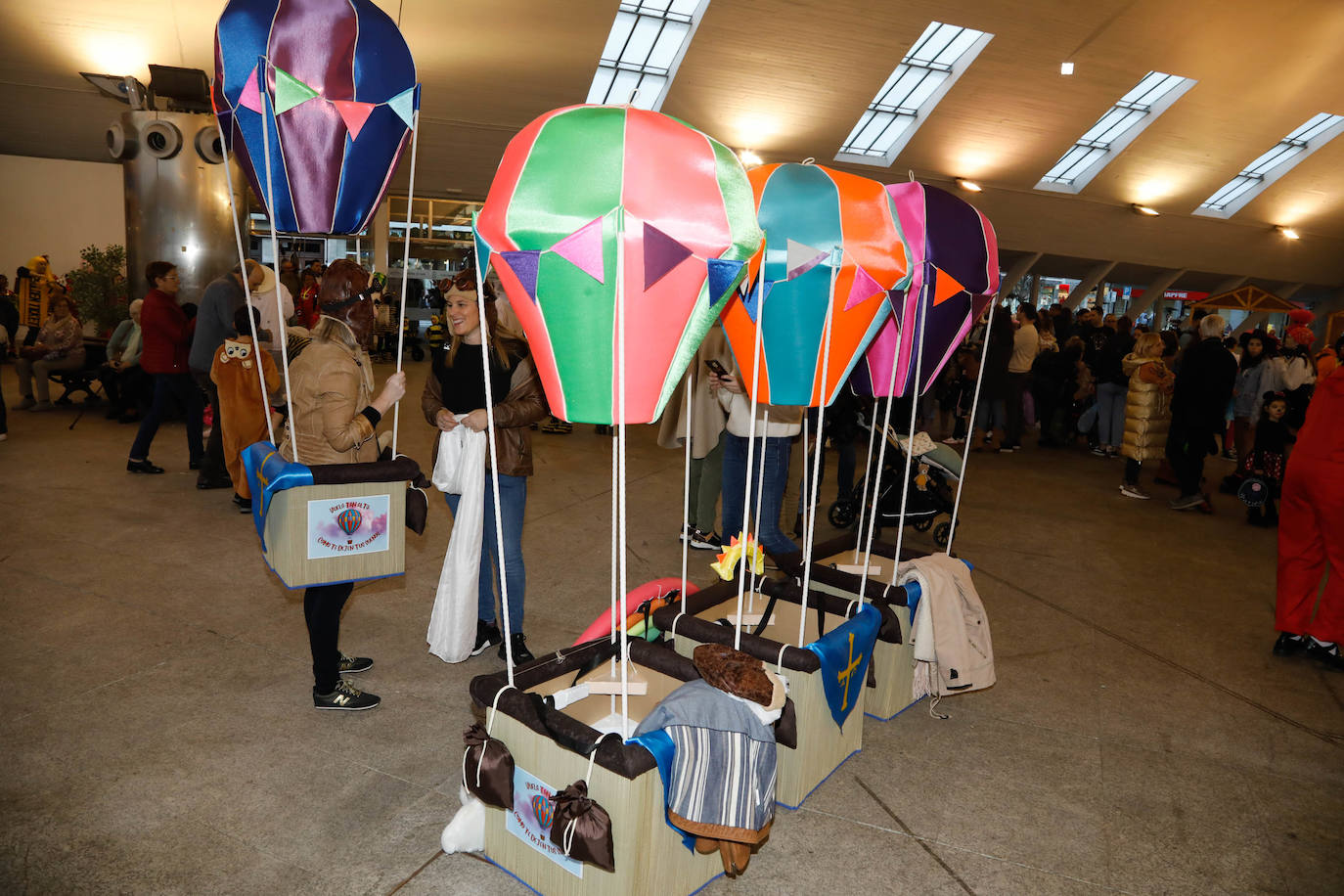 Diversión por las calles de Siero: así fue el gran desfile de carnaval