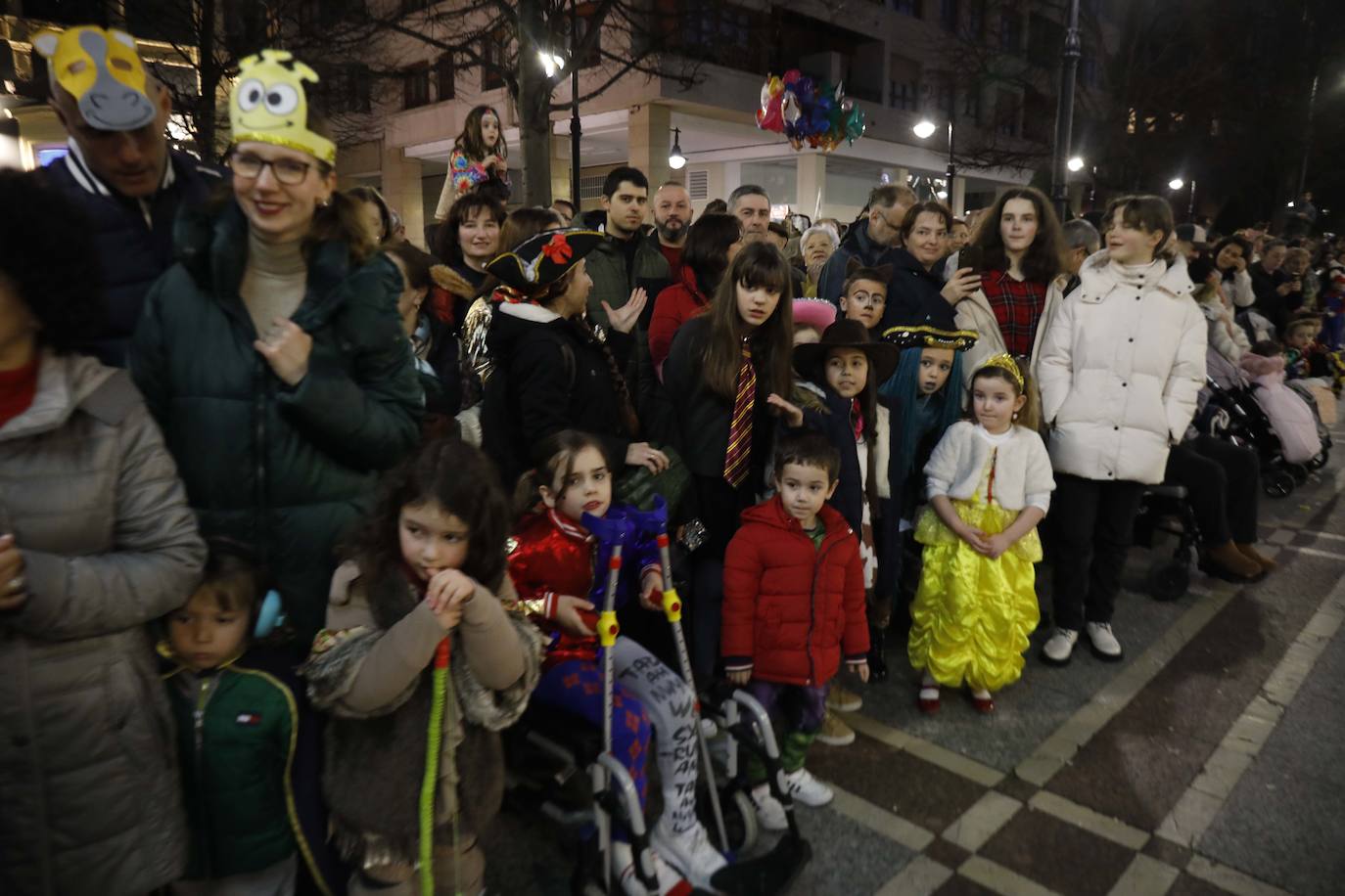 Gijón despide a su sardina y pone fin al Antroxu: todas las imágenes del Martes de Carnaval