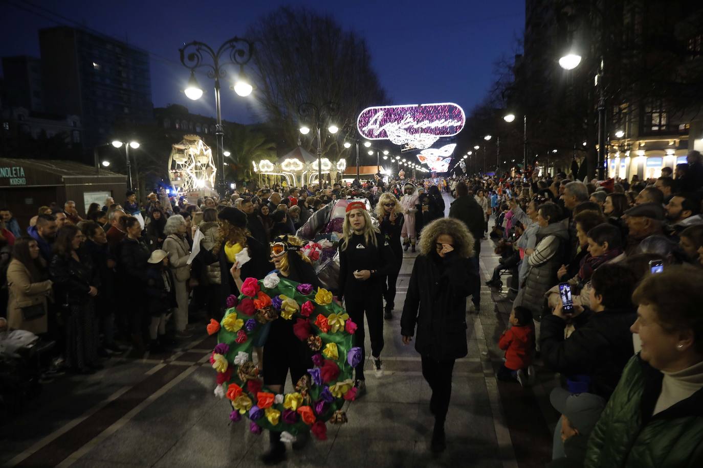 Gijón despide a su sardina y pone fin al Antroxu: todas las imágenes del Martes de Carnaval