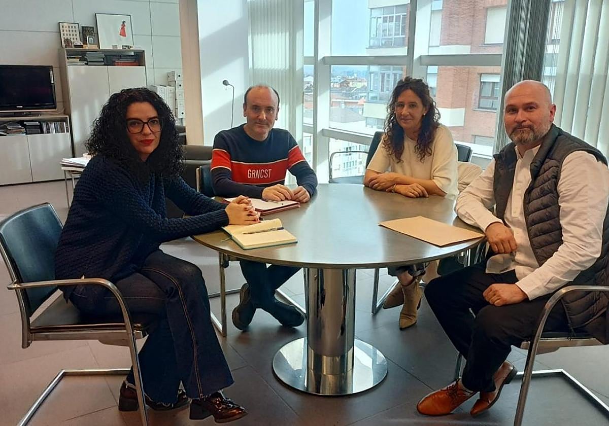 Vanessa Gutérrez y Pablo León recibieron la alcaldesa y el concejal.