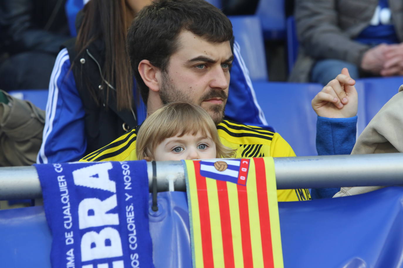 ¿Estuviste viendo el Oviedo - Burgos en el Tartiere? ¡Búscate en las fotos!