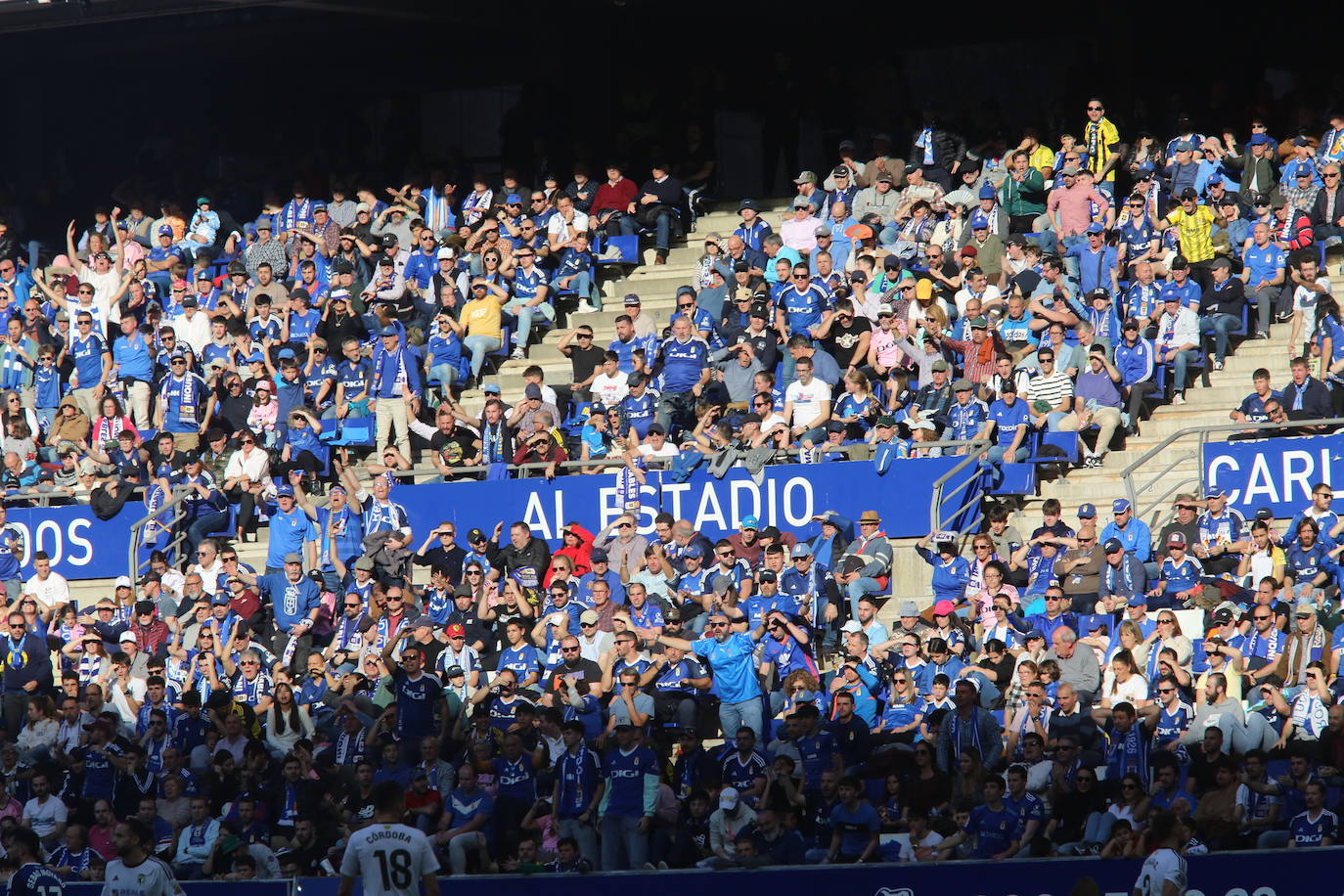 ¿Estuviste viendo el Oviedo - Burgos en el Tartiere? ¡Búscate en las fotos!