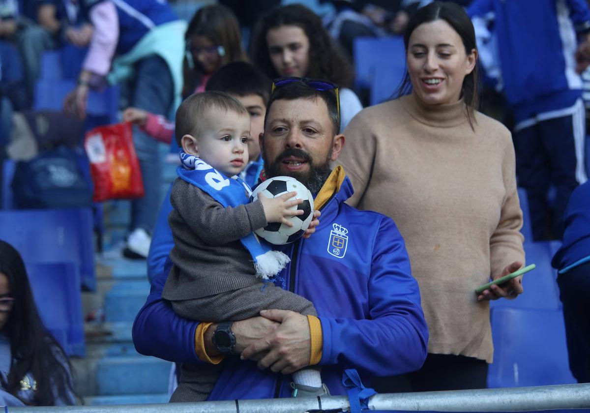 ¿Estuviste viendo el Oviedo - Burgos en el Tartiere? ¡Búscate en las fotos!