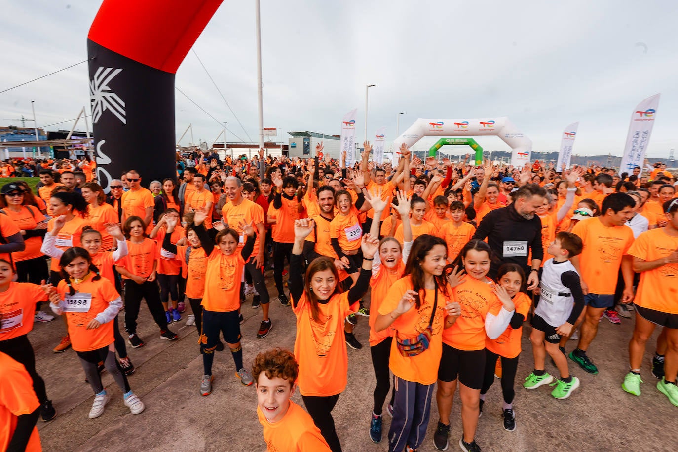 Las imágenes de la carrera Galbán en Gijón