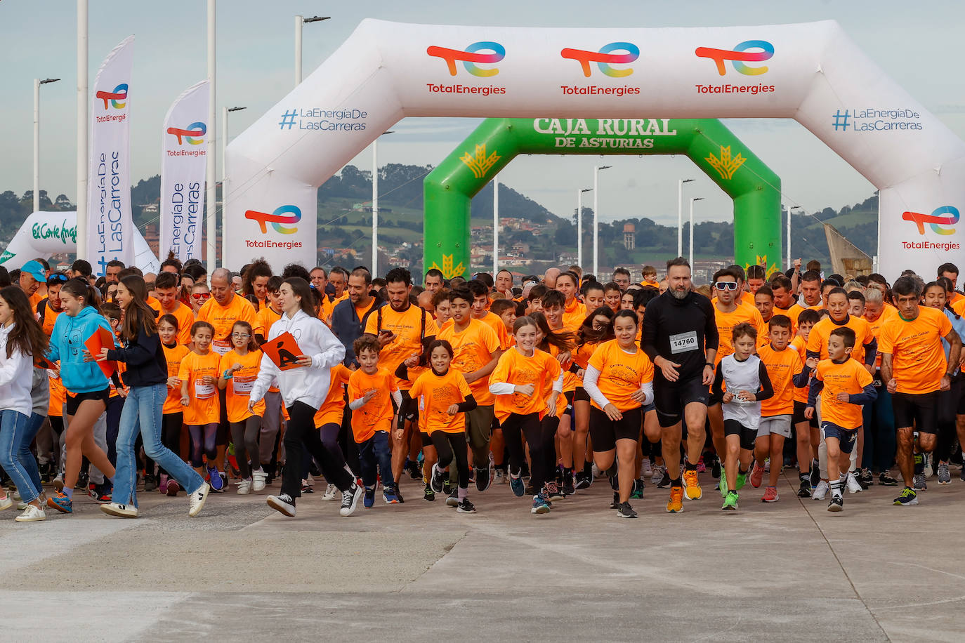 Las imágenes de la carrera Galbán en Gijón