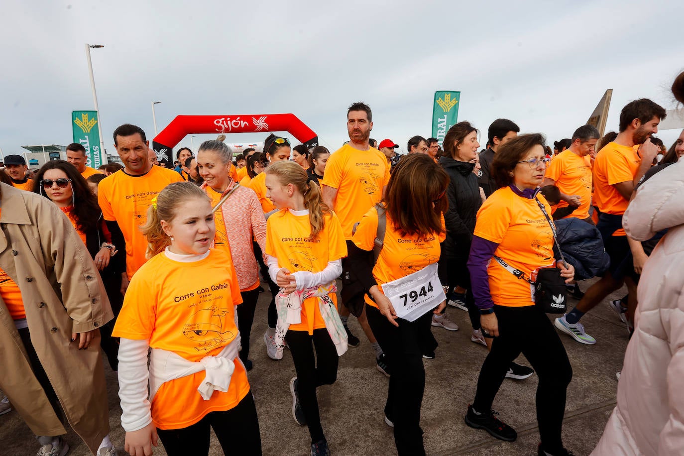 Las imágenes de la carrera Galbán en Gijón