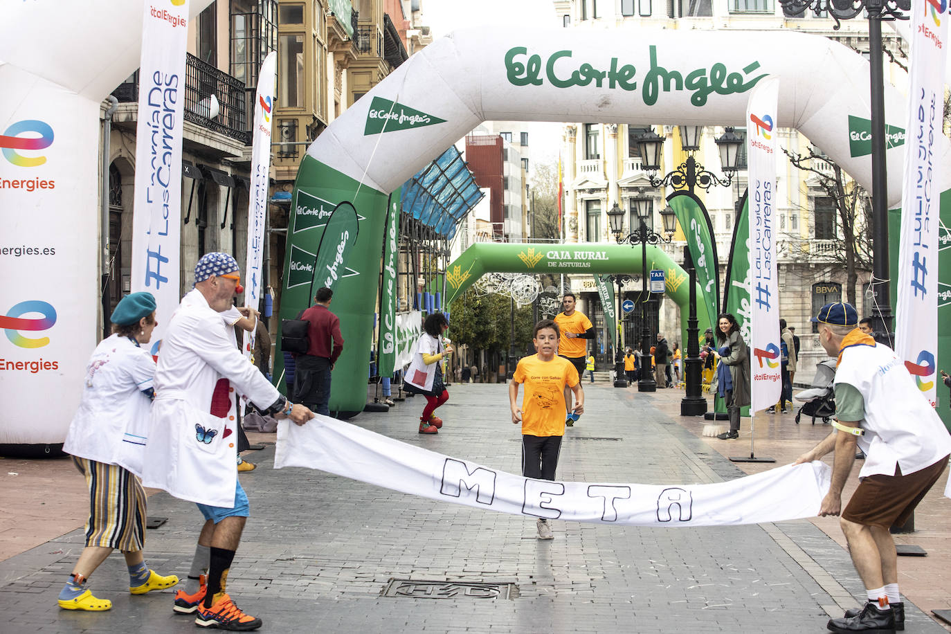 Las imágenes de la carrera Galbán en Oviedo