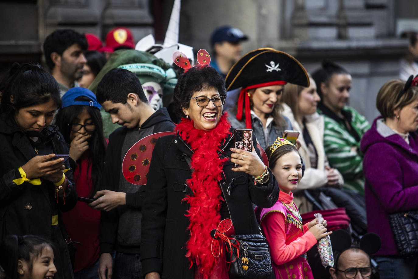 La celebración del antroxu de Oviedo, en imágenes