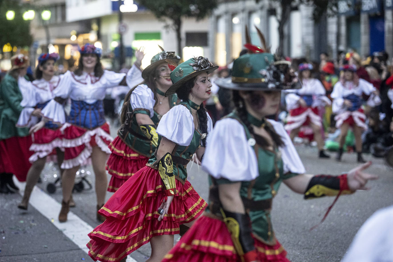 La celebración del antroxu de Oviedo, en imágenes