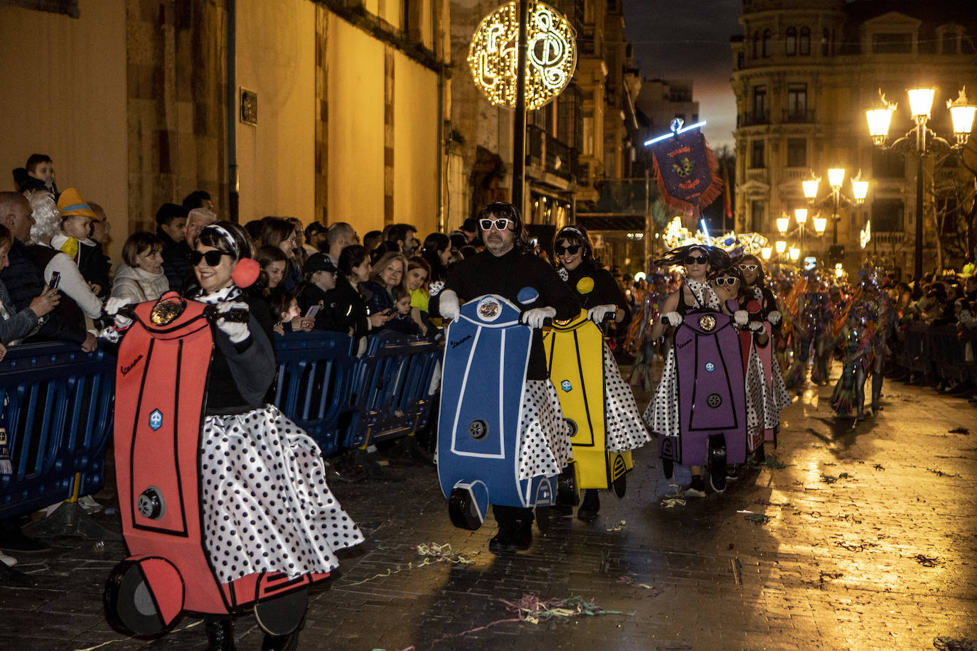 La celebración del antroxu de Oviedo, en imágenes