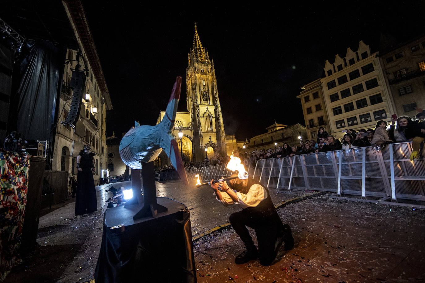 La celebración del antroxu de Oviedo, en imágenes