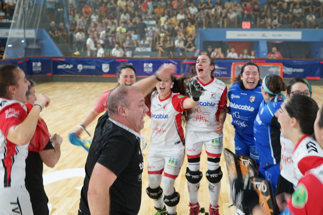 La gloria del Telecable Hockey es mundial