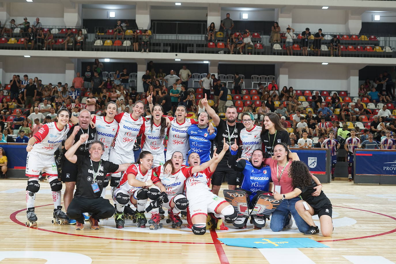 La gloria del Telecable Hockey es mundial