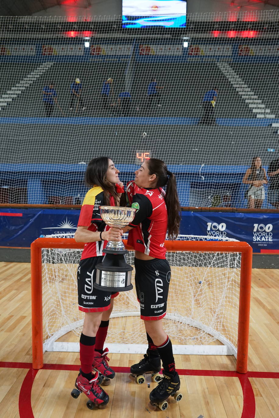 La gloria del Telecable Hockey es mundial