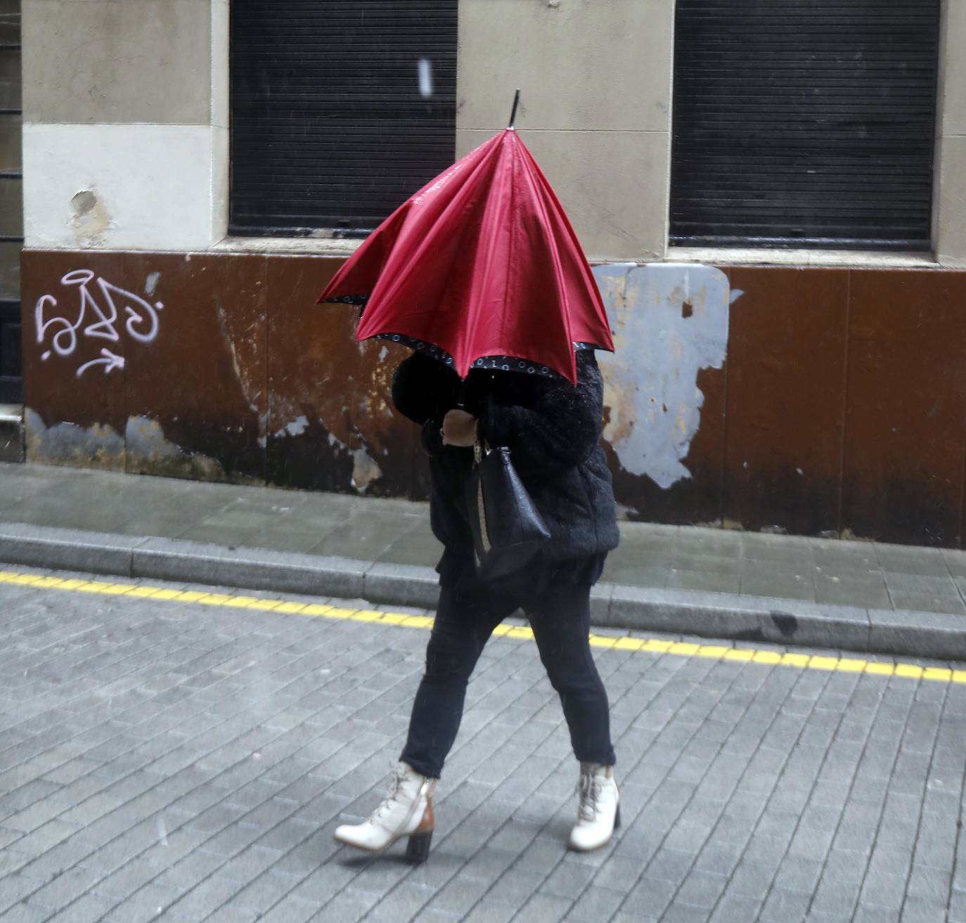 Temporal de viento y lluvia en Asturias: las imágenes de la borrasca &#039;Louis&#039;