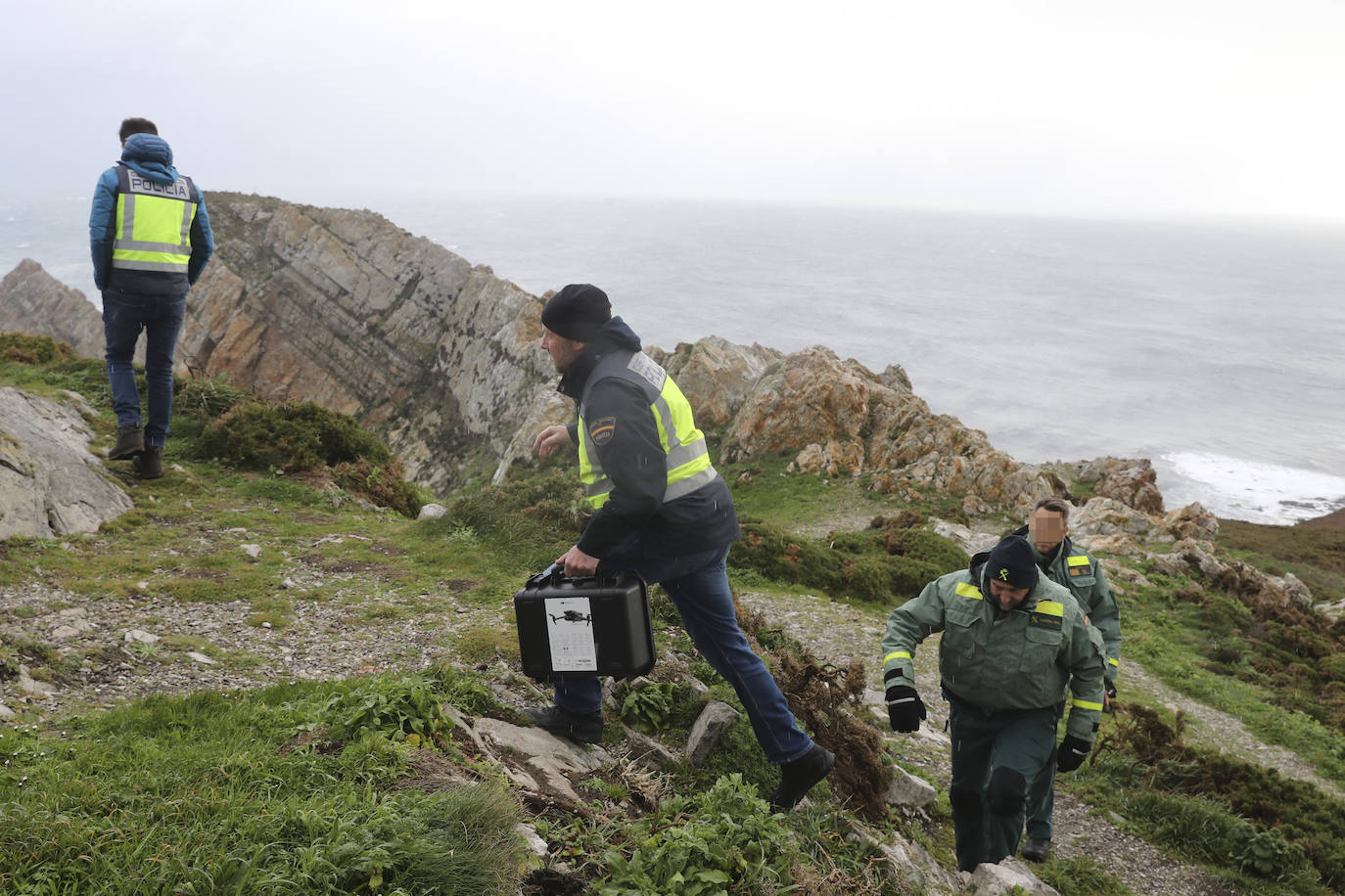 Intensa búsqueda en el Cabo Peñas: buscan a un ovetense que desapareció el martes