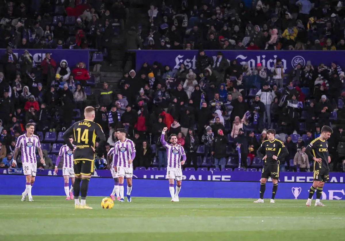 El Real Oviedo encajó tres goles por primera vez esta temporada