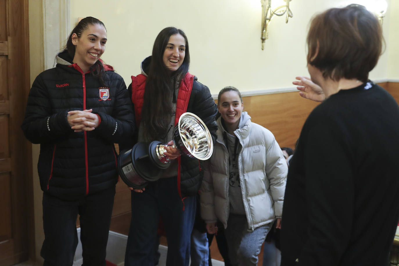 Gijón homenajea a las campeonas del mundo