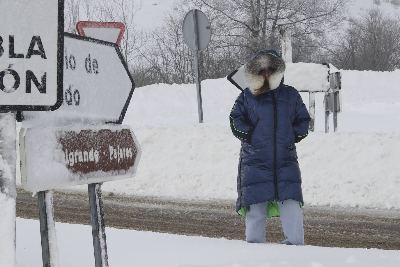 &#039;Mónica&#039; cubre de nieve Pajares