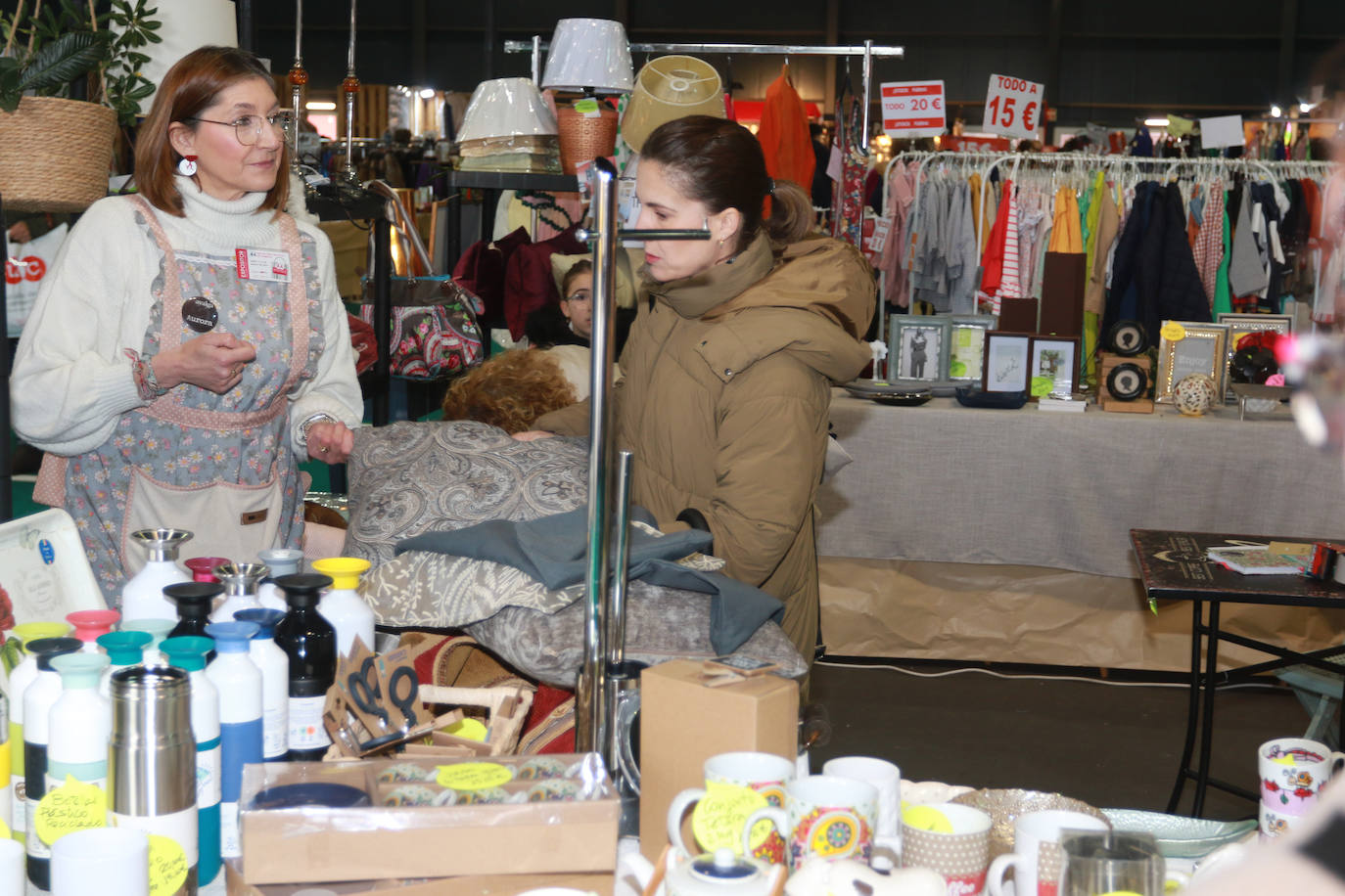 Gijón acoge un año más la Feria del Stock