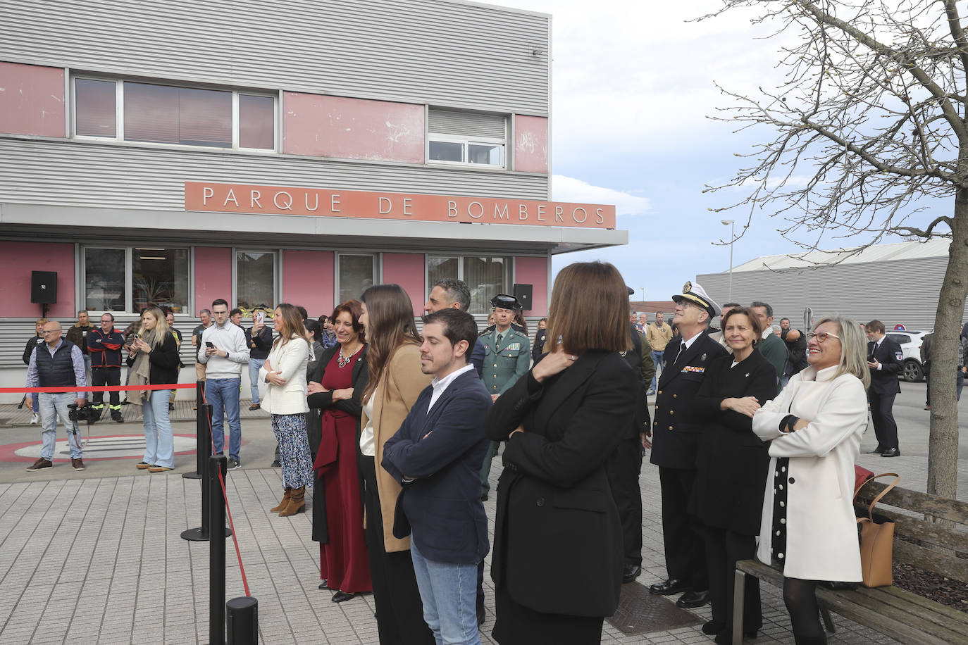 Gijón homenajea a sus bomberos