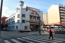Estación de autobuses de la empresa ALSA, ubicada en la calle Llanes.