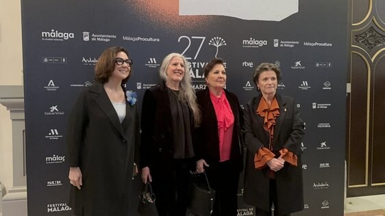Teresa Sanjurjo, María Pagés, Carmen Linares y Ana Isabel Fernández, ayer, en Málaga.