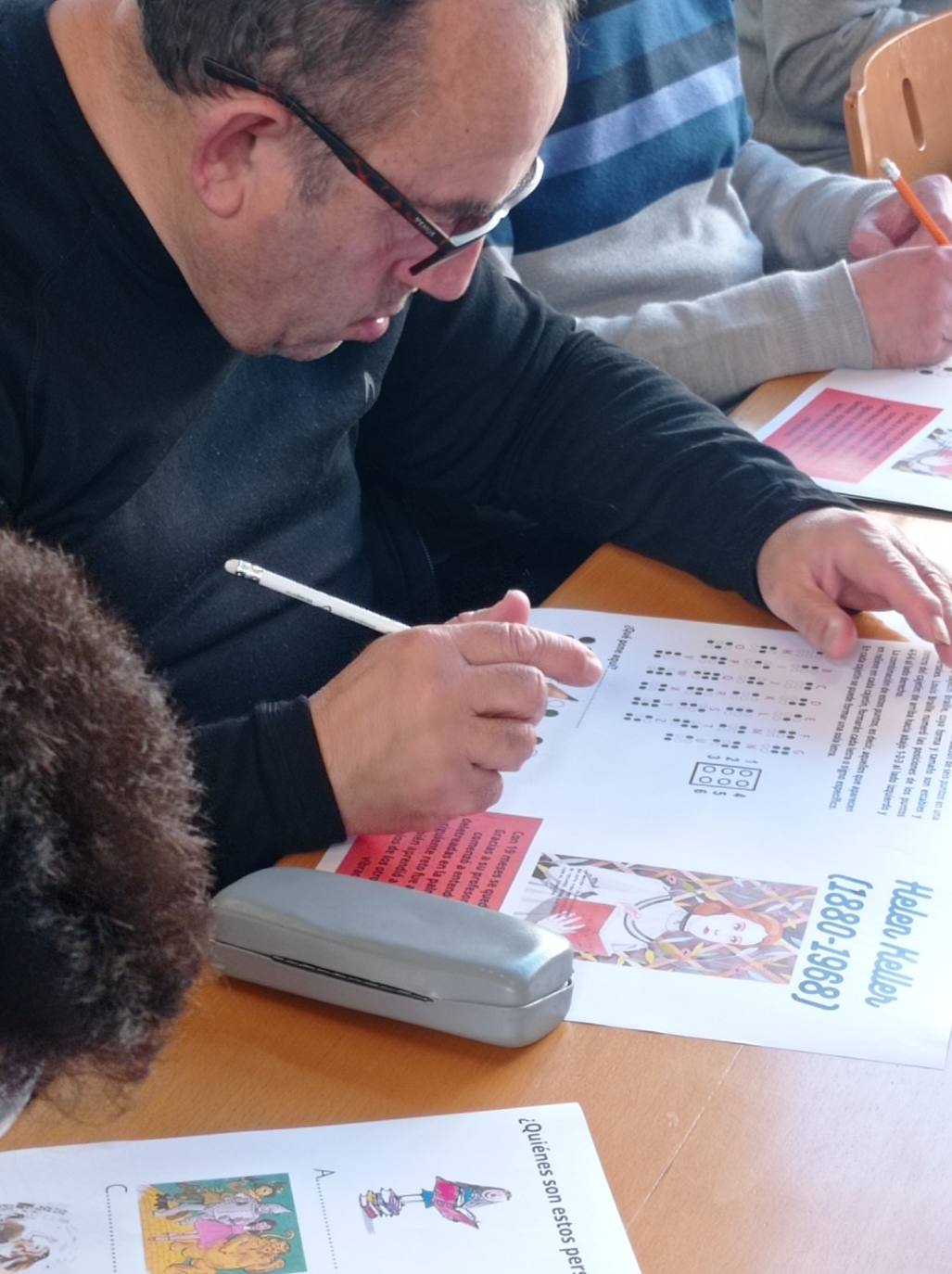 El feminismo tiñe Asturias de morado: las imágenes del Día de la Mujer por concejos