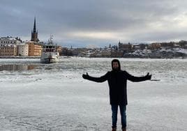 José Rico sobrelleva el frío, pero se queja de las pocas horas de sol que hay en invierno.