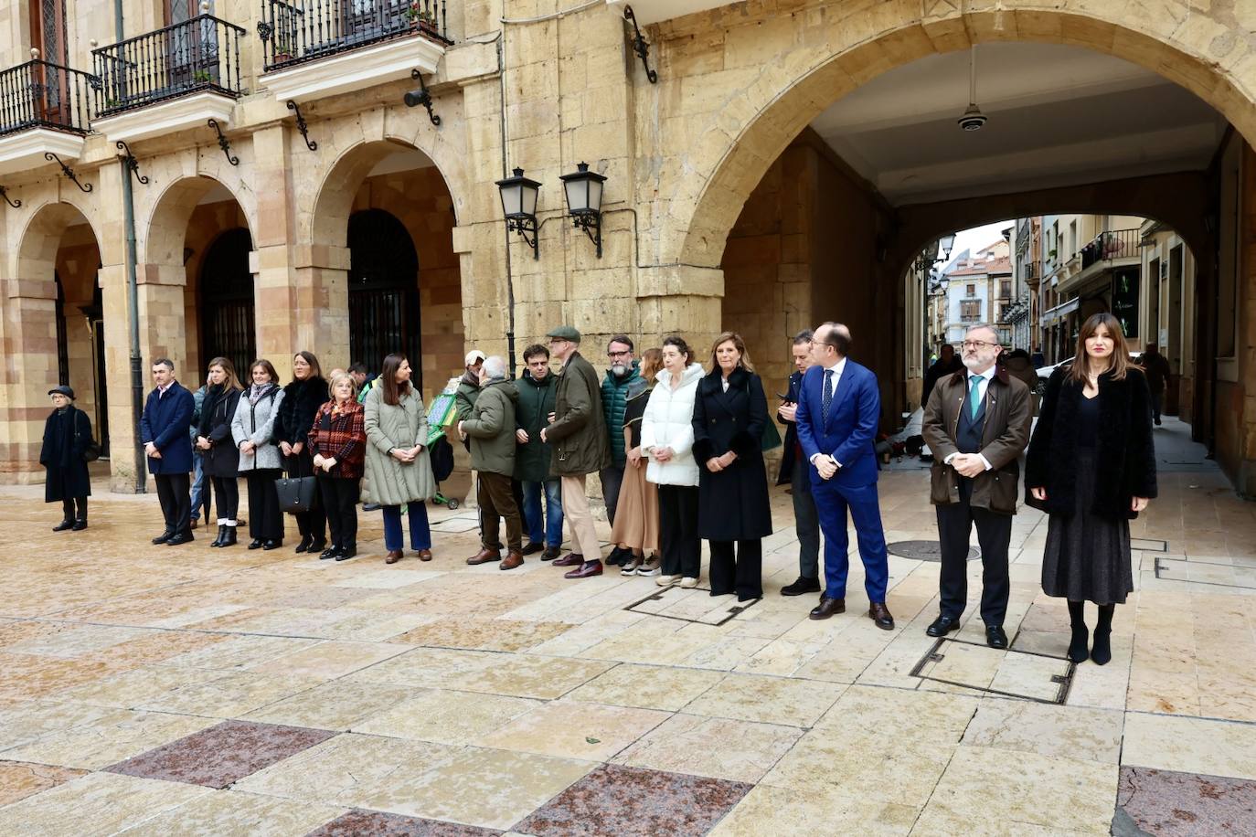 Asturias guarda un minuto de silencio por las víctimas del 11-M