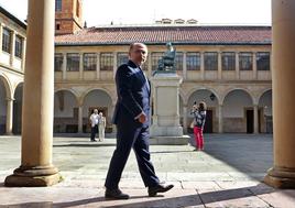 Ignacio Villaverde, rector de la Universidad de Oviedo.