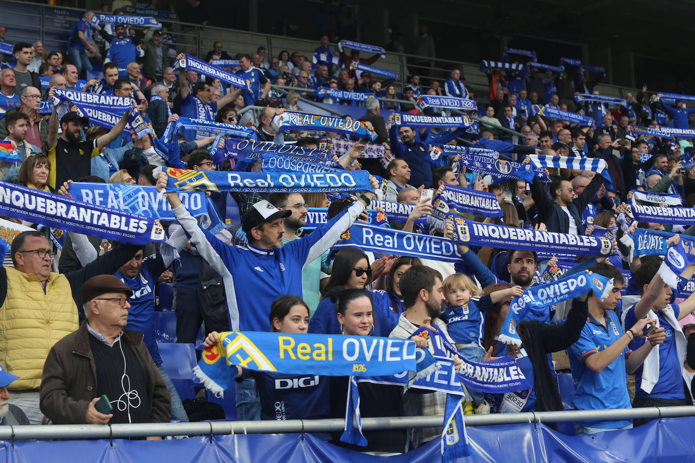 ¿Estuviste en el Real Oviedo - Racing de Santander? ¡Búscate!