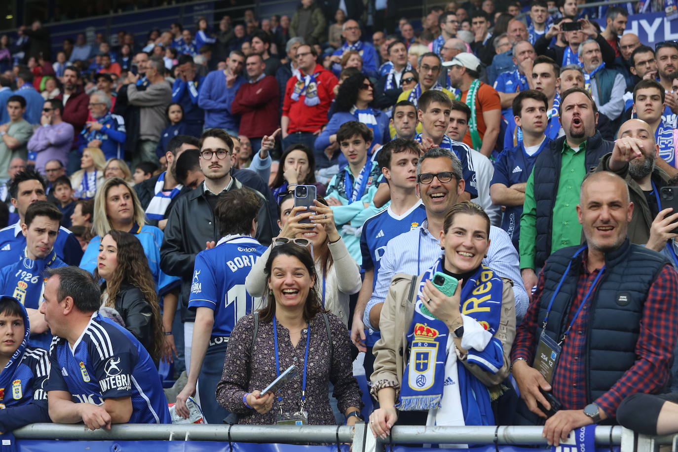 ¿Estuviste en el Real Oviedo - Racing de Santander? ¡Búscate!