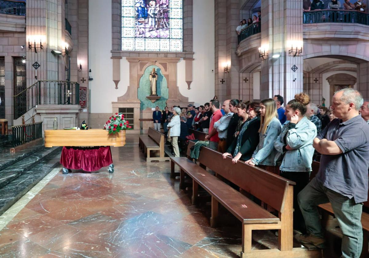 Emotivo adiós a Celsín el de La Sifonería, «referente a todos los niveles de Cangas de Onís»