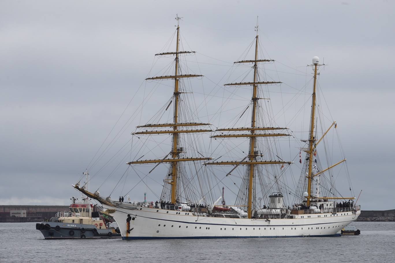 El buque escuela alemán &#039;Gorch Fock&#039; llega a Gijón