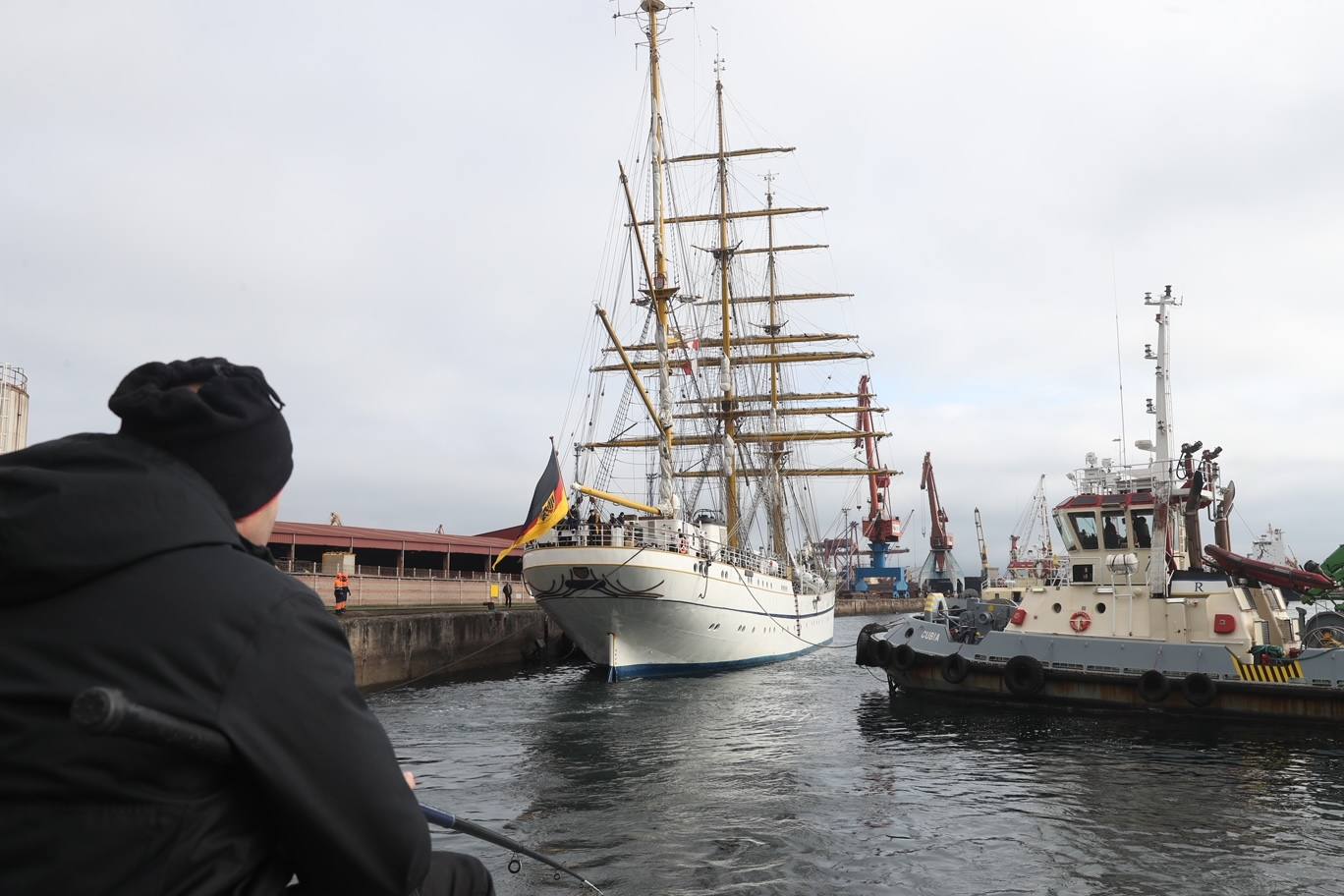 El buque escuela alemán &#039;Gorch Fock&#039; llega a Gijón