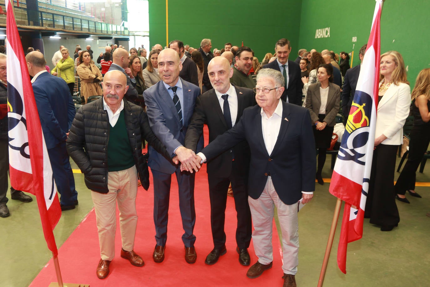 Las imágenes de la toma de posesión de Joaquín Miranda como nuevo presidente del Grupo Covadonga