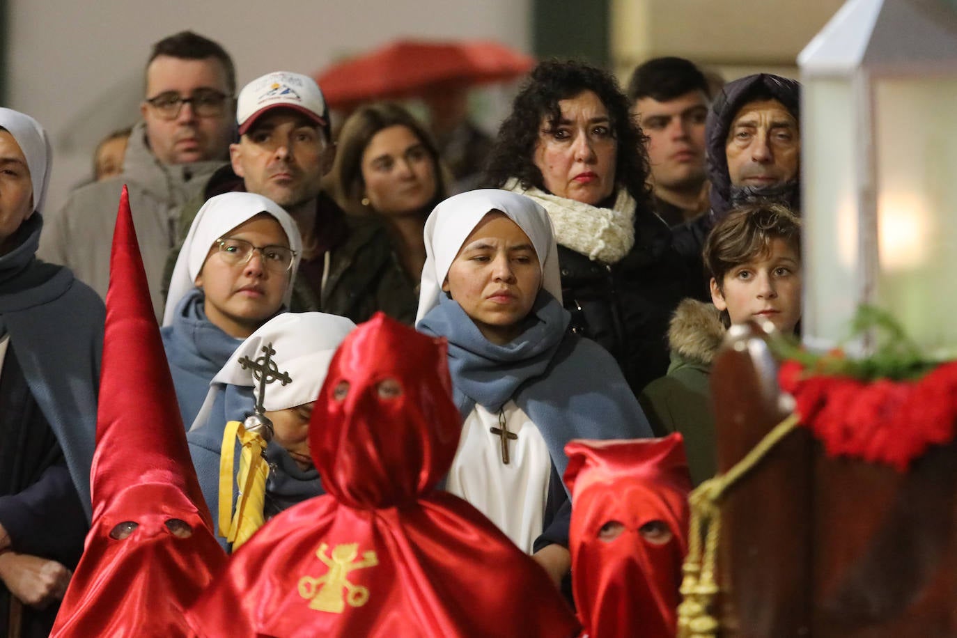 Procesión de San Pedro Apóstol y de Cristo Azotado en Avilés