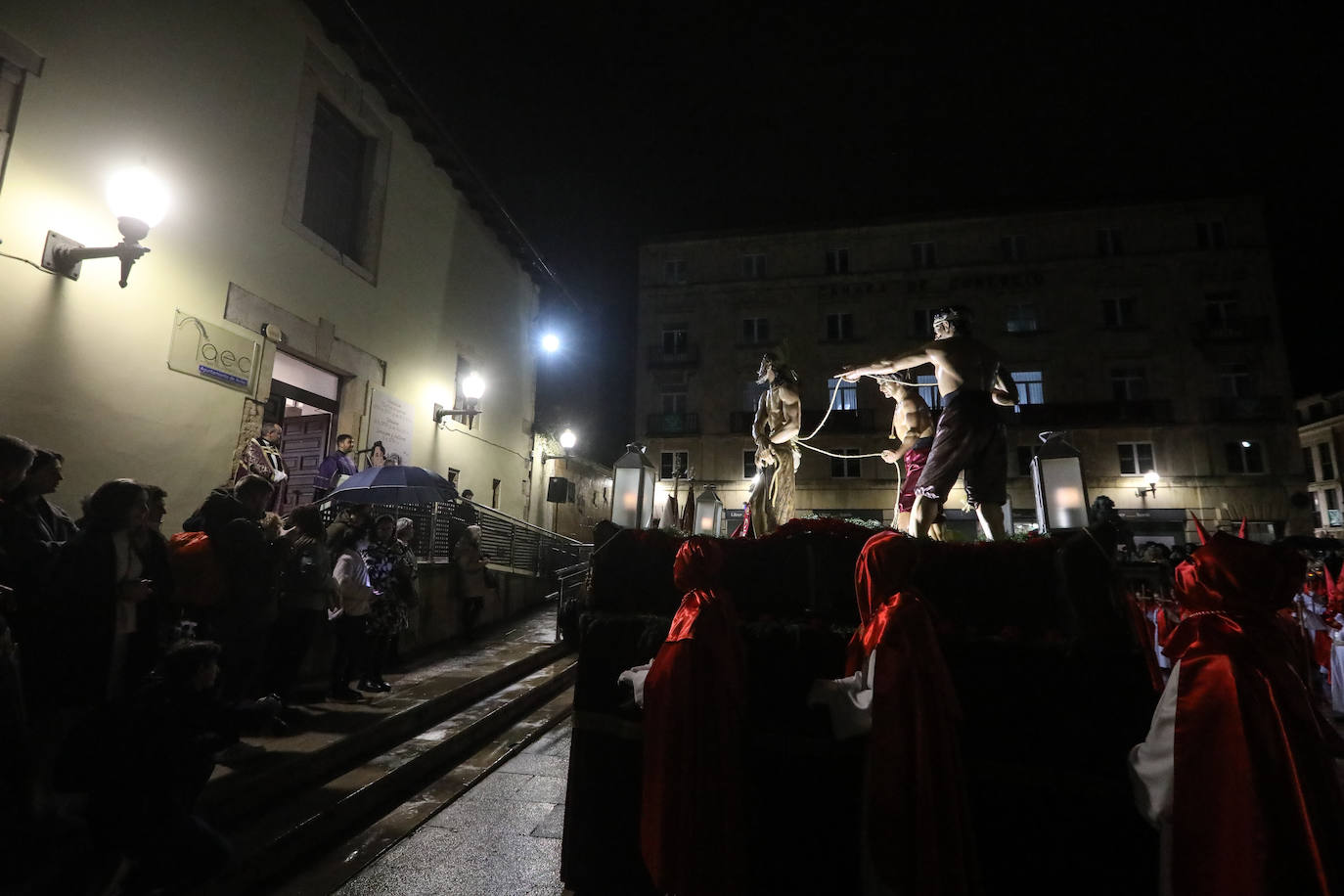 Procesión de San Pedro Apóstol y de Cristo Azotado en Avilés