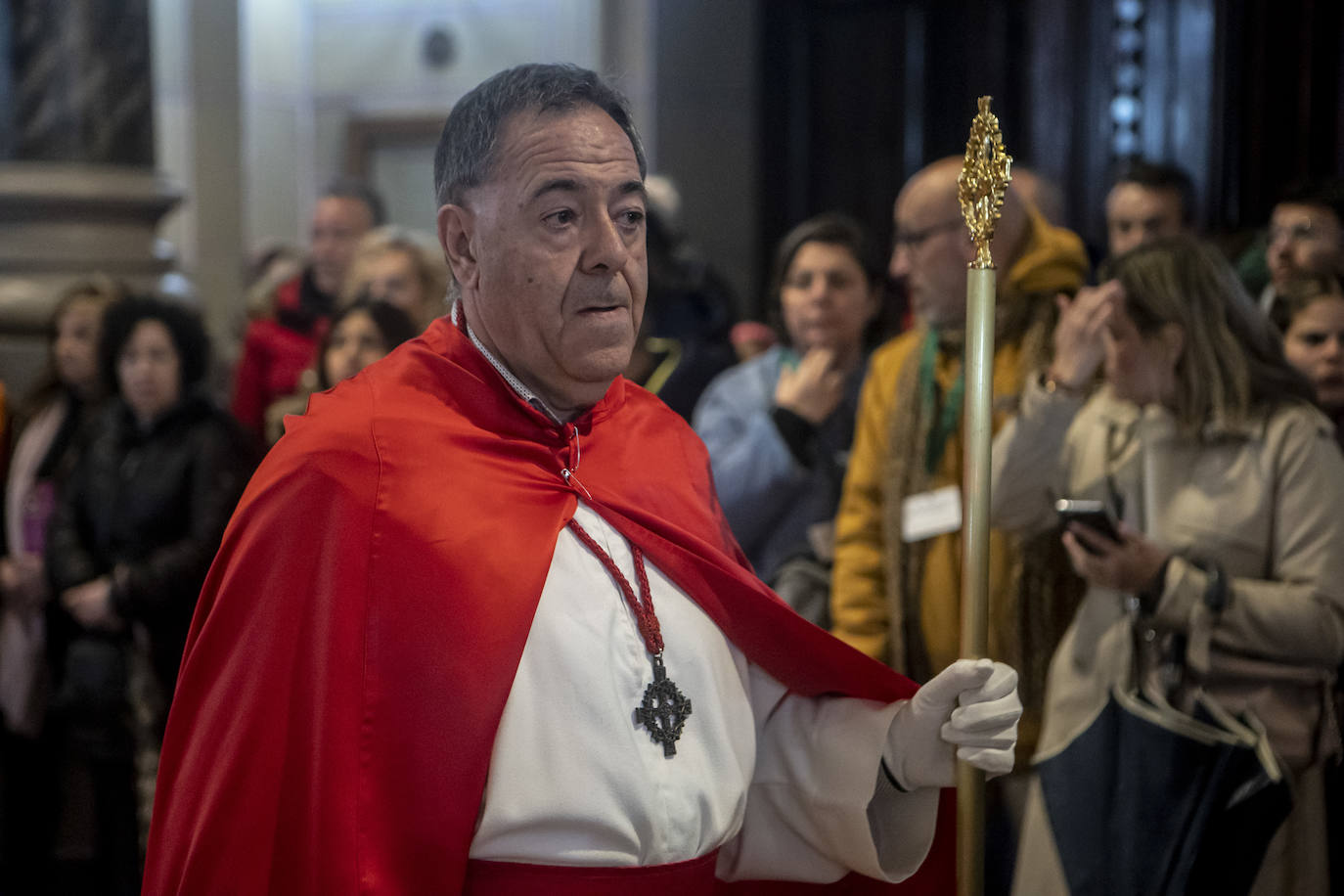 Jesús Cautivo procesiona dentro de la basílica de San Juan