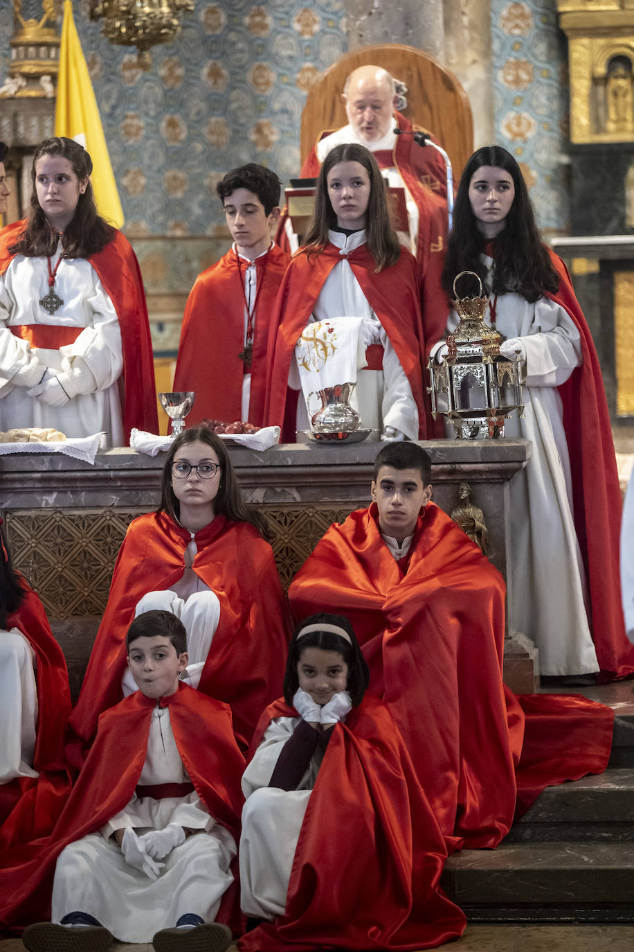 Jesús Cautivo procesiona dentro de la basílica de San Juan