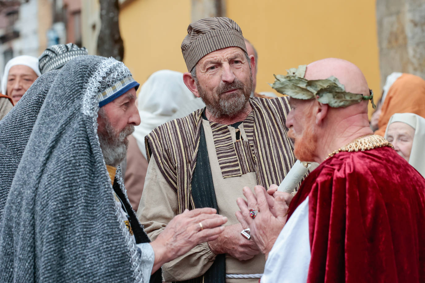 Emotivo Vía Crucis en Infiesto