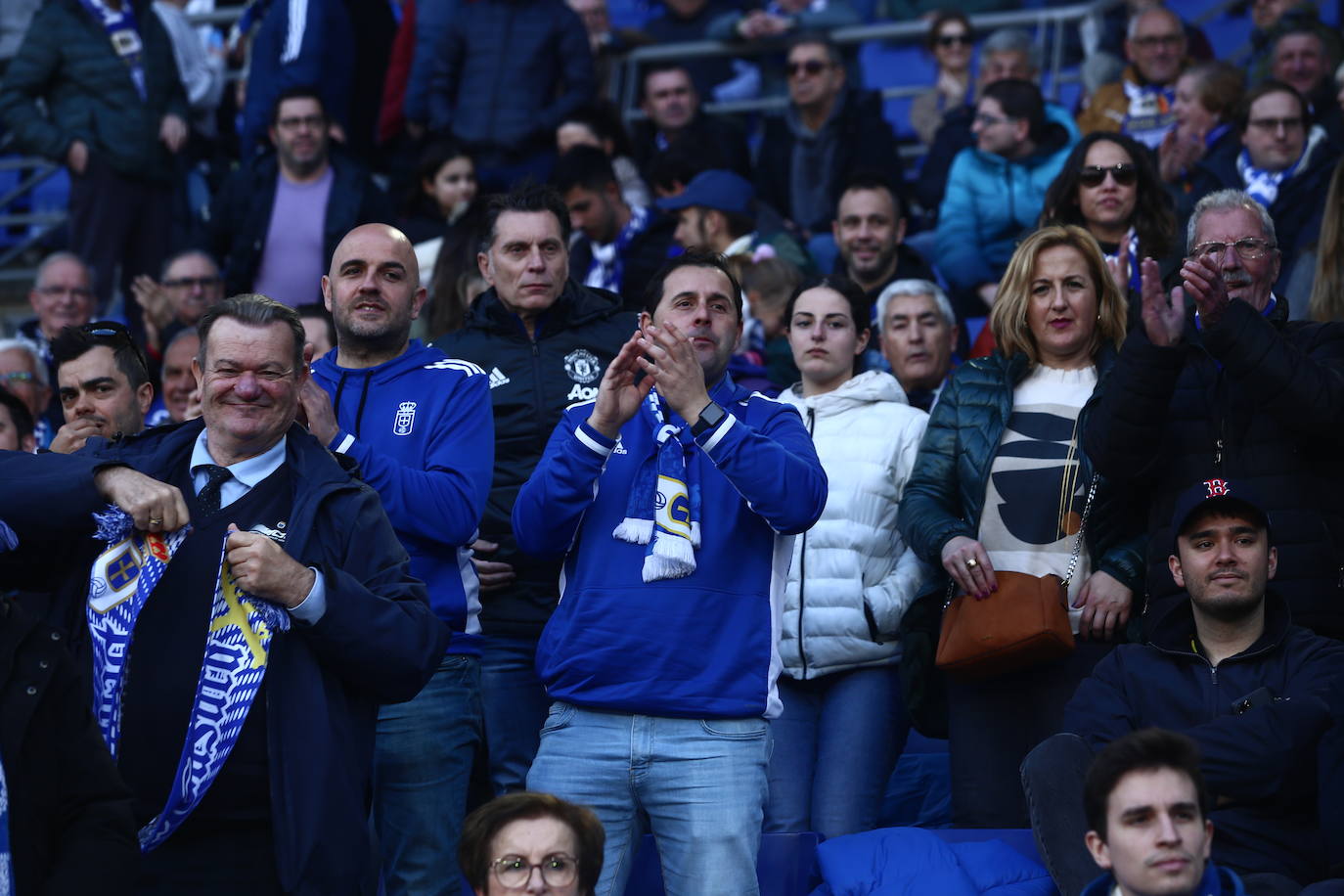 ¿Estuviste en el Real Oviedo - Villarreal B? ¡Búscate en las fotos!