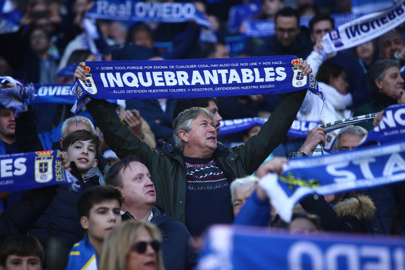 ¿Estuviste en el Real Oviedo - Villarreal B? ¡Búscate en las fotos!