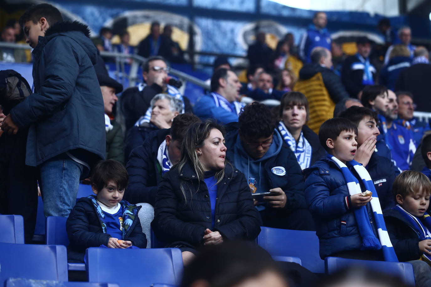 ¿Estuviste en el Real Oviedo - Villarreal B? ¡Búscate en las fotos!